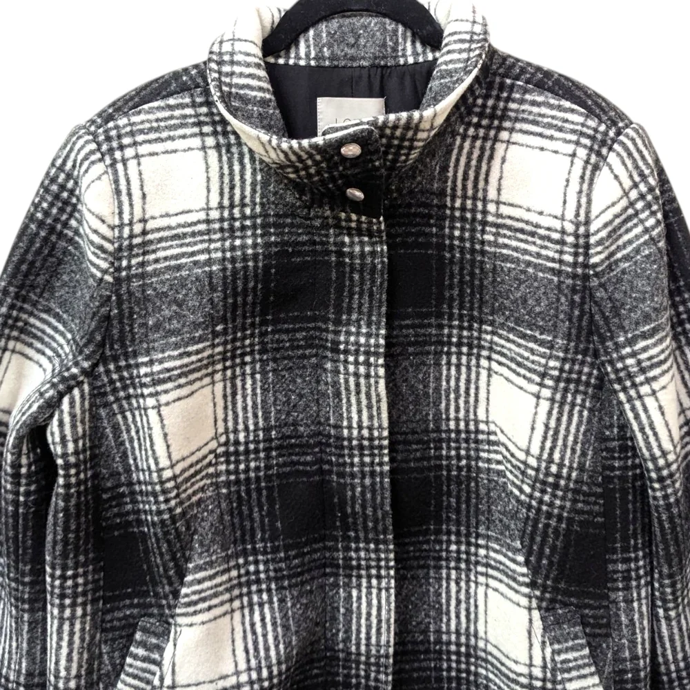{FLAW} Lane Bryant Black and White Plaid Funnel Neck Pea Car Wool Blend Coat (M) - Picture 6 of 11